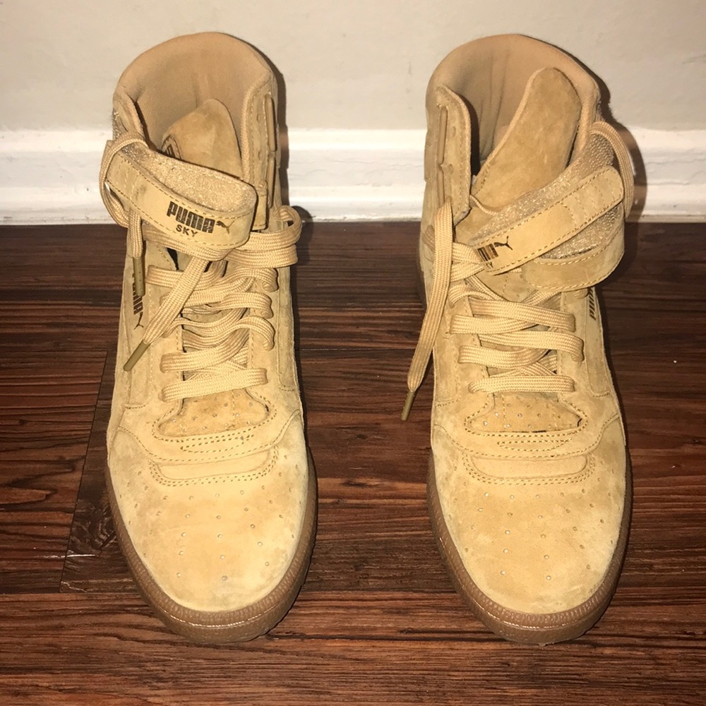 Women’s Sky II Brown Pumas